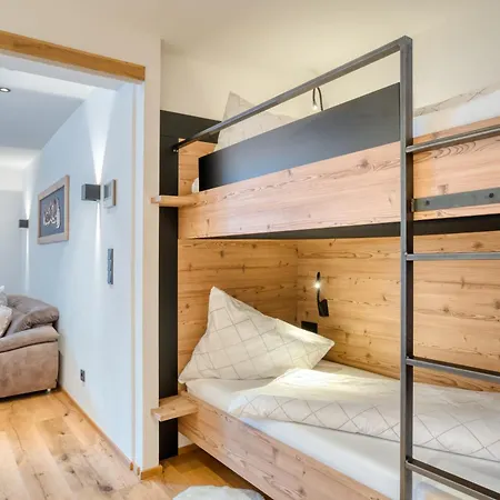 Sun * אינסברוק