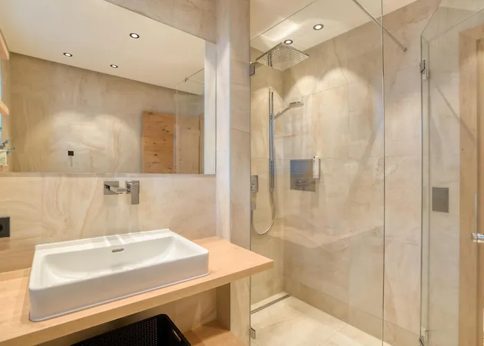 Sun * إنسبروك